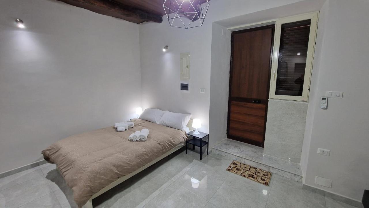 شقة Vincent'S House نابولي المظهر الخارجي الصورة