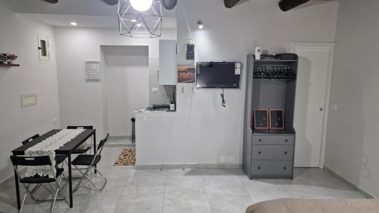 شقة Vincent'S House نابولي المظهر الخارجي الصورة
